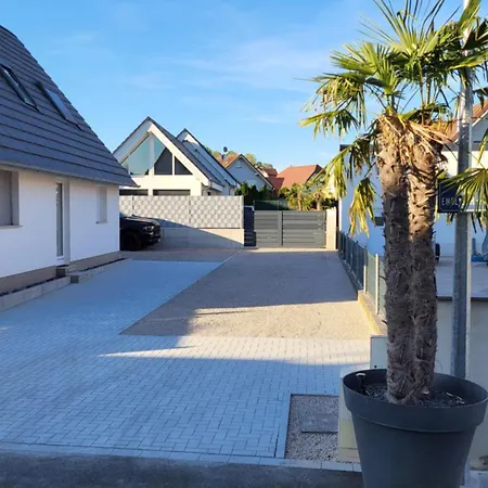 Villa Delta *