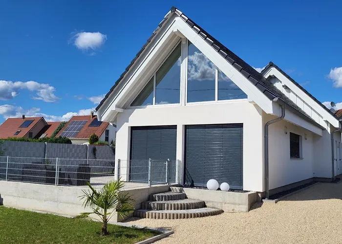 Villa Delta *